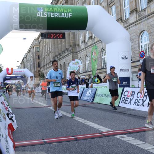 07.09.2025 - BARMER Alsterlauf Strokosch-Dieckow http://msf.ph/oto/8723372 07.09.2025 10:05:56 Ziel 2018, 2884, 3532, 3801, 3930, 4174, 4400, 4775, 4783, 4862, 5207, 5473, 5670, 6148, 8056, 8346, 8384, 8453, 8467 meine-sportfotos.de