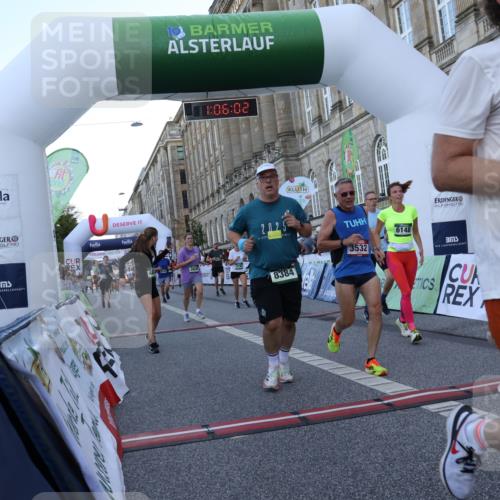 07.09.2025 - BARMER Alsterlauf Strokosch-Dieckow http://msf.ph/oto/8723385 07.09.2025 10:06:00 Ziel 2481, 3532, 3645, 3801, 3930, 4028, 4400, 4775, 4783, 4862, 5207, 5229, 5473, 5588, 5627, 6148, 6245, 8286, 8384, 8453, 8467 meine-sportfotos.de