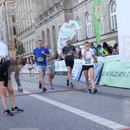 07.09.2025 - BARMER Alsterlauf Strokosch-Dieckow http://msf.ph/oto/8723393 07.09.2025 10:06:03 Ziel 2102, 2481, 3279, 3532, 3645, 3801, 3930, 4028, 4371, 4400, 4777, 4783, 4862, 5229, 5424, 5473, 5588, 5627, 6148, 6241, 6245, 8286, 8384 meine-sportfotos.de