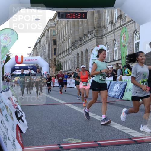 07.09.2025 - BARMER Alsterlauf Strokosch-Dieckow http://msf.ph/oto/8723408 07.09.2025 10:06:19 Ziel 2064, 2435, 2773, 3015, 3573, 3574, 3839, 4092, 4310, 4355, 4401, 4465, 5061, 5105, 5616, 5752, 5787, 5788, 5811, 6327, 8190, 8327, 8445, 8446, 8484, 8485 meine-sportfotos.de