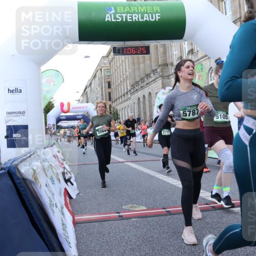 07.09.2025 - BARMER Alsterlauf Strokosch-Dieckow http://msf.ph/oto/8723414 07.09.2025 10:06:23 Ziel 2064, 2435, 2773, 3015, 3573, 3574, 3839, 3991, 4355, 4401, 4465, 5105, 5431, 5432, 5728, 5752, 5787, 5788, 5811, 8023, 8184, 8185, 8327, 8445, 8446, 8485 meine-sportfotos.de
