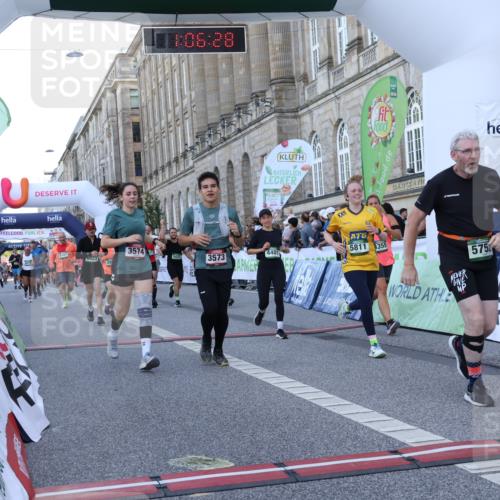 07.09.2025 - BARMER Alsterlauf Strokosch-Dieckow http://msf.ph/oto/8723420 07.09.2025 10:06:26 Ziel 2064, 2744, 2773, 3015, 3573, 3574, 3839, 3991, 4178, 4179, 4355, 4401, 4465, 5105, 5431, 5432, 5728, 5752, 5787, 5788, 5811, 6221, 8023, 8064, 8184, 8185, 8259, 8327, 8332, 8333 meine-sportfotos.de