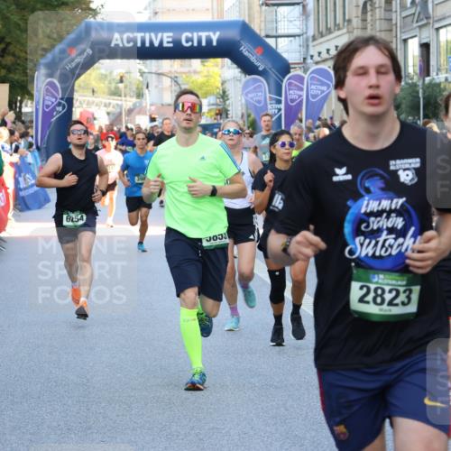 07.09.2025 - BARMER Alsterlauf Strokosch-Dieckow http://msf.ph/oto/8723442 07.09.2025 09:51:58 Ziel 2010, 2398, 2508, 2549, 2565, 2839, 2904, 3959, 4015, 4103, 4158, 4195, 4439, 4488, 4514, 4746, 4848, 4880, 4983, 5005, 5453, 5456, 5585, 5619, 5648, 5945, 5997, 6017, 6288, 8089, 8118, 8273, 8290, 8360 meine-sportfotos.de