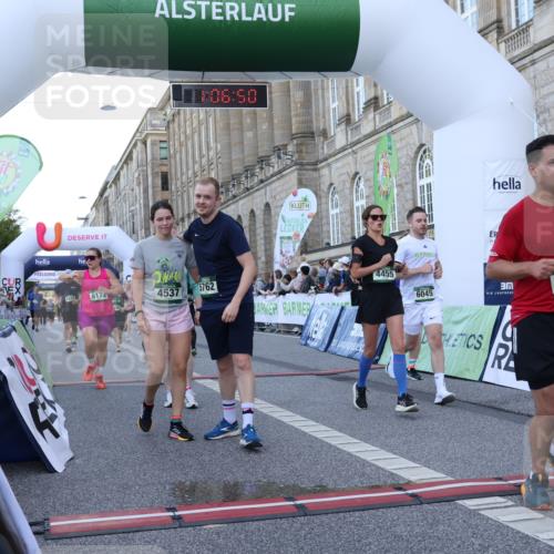 07.09.2025 - BARMER Alsterlauf Strokosch-Dieckow http://msf.ph/oto/8723443 07.09.2025 10:06:49 Ziel 2277, 2344, 3154, 3157, 3321, 3345, 3490, 4082, 4205, 4455, 4525, 4537, 4591, 5240, 5363, 5762, 6045, 6085, 6149, 6173, 6231, 8076, 8152, 8212 meine-sportfotos.de