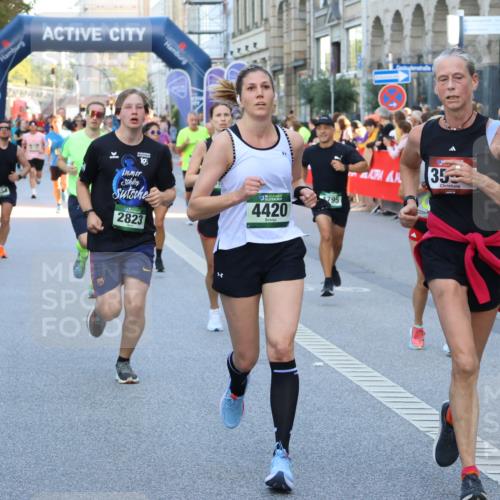 07.09.2025 - BARMER Alsterlauf Strokosch-Dieckow http://msf.ph/oto/8723458 07.09.2025 09:51:56 Ziel 2010, 2040, 2398, 2508, 2549, 2565, 2839, 2904, 3959, 4015, 4103, 4158, 4195, 4439, 4488, 4514, 4746, 4880, 5005, 5456, 5585, 5619, 5648, 6288, 8089, 8118, 8273, 8290, 8305, 8360, 8425 meine-sportfotos.de