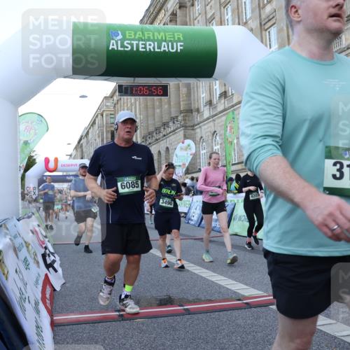 07.09.2025 - BARMER Alsterlauf Strokosch-Dieckow http://msf.ph/oto/8723459 07.09.2025 10:06:54 Ziel 2237, 2254, 2277, 2344, 2523, 3212, 3321, 3345, 3428, 3439, 3490, 4064, 4205, 4272, 4525, 4591, 5217, 5240, 5348, 5363, 6085, 6149, 6173, 6299, 6302, 8076, 8152 meine-sportfotos.de