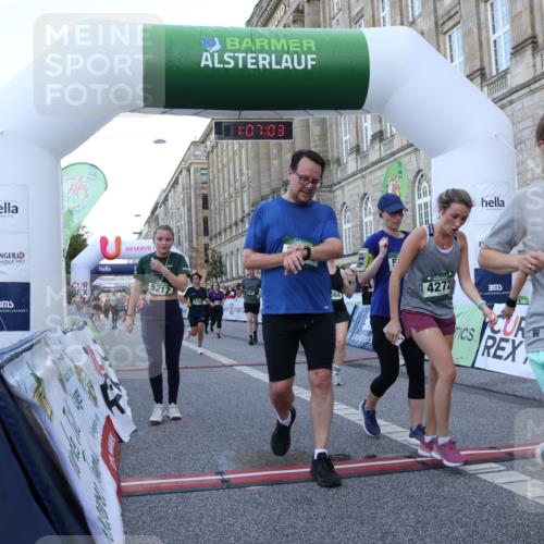 07.09.2025 - BARMER Alsterlauf Strokosch-Dieckow http://msf.ph/oto/8723472 07.09.2025 10:07:01 Ziel 2237, 2254, 2380, 2467, 2468, 2523, 2573, 2574, 2795, 3184, 3212, 3275, 3428, 3439, 3691, 4064, 4272, 4356, 4525, 5050, 5217, 5348, 5759, 5934, 6036, 6299, 6302, 6342, 8076 meine-sportfotos.de