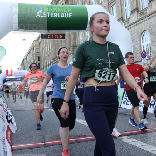 07.09.2025 - BARMER Alsterlauf Strokosch-Dieckow http://msf.ph/oto/8723479 07.09.2025 10:07:04 Ziel 2380, 2467, 2468, 2523, 2573, 2574, 2795, 3184, 3275, 3428, 3691, 3739, 3957, 3958, 4064, 4356, 5050, 5602, 5759, 5801, 5934, 6036, 6299, 6342 meine-sportfotos.de