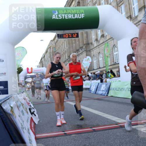 07.09.2025 - BARMER Alsterlauf Strokosch-Dieckow http://msf.ph/oto/8723496 07.09.2025 10:07:10 Ziel 2244, 2380, 2573, 2574, 2668, 3184, 3655, 3691, 3739, 3804, 3810, 3940, 3957, 3958, 4356, 4502, 5510, 5602, 5646, 5801, 5934, 6039, 6342, 8304, 8348 meine-sportfotos.de