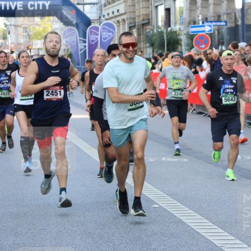 07.09.2025 - BARMER Alsterlauf Strokosch-Dieckow http://msf.ph/oto/8723497 07.09.2025 09:51:53 Ziel 2010, 2040, 2398, 2508, 2549, 2565, 2839, 3029, 3068, 3069, 4015, 4103, 4158, 4439, 4453, 4488, 4514, 4746, 4880, 5005, 5311, 5420, 5456, 5575, 5585, 5619, 5648, 6288, 8089, 8118, 8273, 8290, 8305, 8360, 8425 meine-sportfotos.de