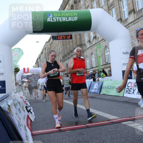 07.09.2025 - BARMER Alsterlauf Strokosch-Dieckow http://msf.ph/oto/8723498 07.09.2025 10:07:11 Ziel 2244, 2573, 2574, 2668, 3655, 3691, 3739, 3804, 3810, 3940, 3957, 3958, 4502, 5510, 5602, 5646, 5801, 5934, 6039, 6342, 8304, 8348 meine-sportfotos.de