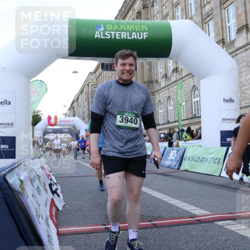 07.09.2025 - BARMER Alsterlauf Strokosch-Dieckow http://msf.ph/oto/8723519 07.09.2025 10:07:17 Ziel 2244, 2668, 3427, 3655, 3729, 3730, 3804, 3810, 3940, 4502, 4711, 4854, 5510, 5646, 5833, 6039, 8304, 8348 meine-sportfotos.de