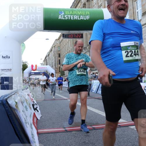 07.09.2025 - BARMER Alsterlauf Strokosch-Dieckow http://msf.ph/oto/8723522 07.09.2025 10:07:20 Ziel 2244, 2668, 2994, 3391, 3427, 3729, 3730, 4089, 4090, 4466, 4711, 4854, 5333, 5510, 5646, 5833, 8348 meine-sportfotos.de