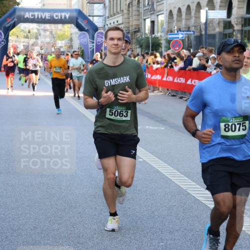 07.09.2025 - BARMER Alsterlauf Strokosch-Dieckow http://msf.ph/oto/8723523 07.09.2025 09:51:47 Ziel 2010, 2040, 2398, 2508, 2545, 2549, 2565, 2776, 3029, 3068, 3069, 3363, 3823, 4015, 4103, 4158, 4271, 4453, 4488, 4514, 4746, 5311, 5420, 5575, 5619, 5648, 6142, 6288, 8118, 8290, 8305, 8425 meine-sportfotos.de