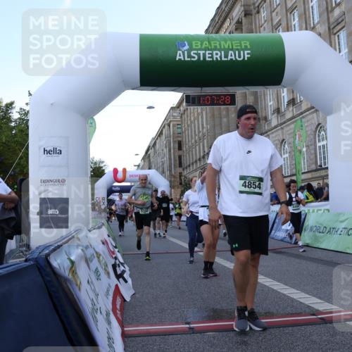 07.09.2025 - BARMER Alsterlauf Strokosch-Dieckow http://msf.ph/oto/8723530 07.09.2025 10:07:26 Ziel 2994, 3391, 3427, 3729, 3730, 3998, 4089, 4090, 4466, 4503, 4711, 4854, 4934, 5198, 5200, 5333, 5365, 5833, 6057, 6268, 6278, 8157 meine-sportfotos.de