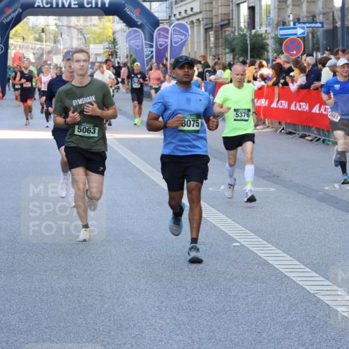 07.09.2025 - BARMER Alsterlauf Strokosch-Dieckow http://msf.ph/oto/8723536 07.09.2025 09:51:45 Ziel 2010, 2040, 2398, 2508, 2545, 2549, 2776, 3029, 3068, 3069, 3071, 3363, 3823, 3981, 4015, 4103, 4158, 4271, 4453, 4514, 4613, 4746, 5311, 5420, 5575, 5619, 5648, 6142, 6288, 8290, 8305, 8425 meine-sportfotos.de