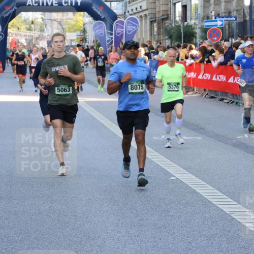 07.09.2025 - BARMER Alsterlauf Strokosch-Dieckow http://msf.ph/oto/8723539 07.09.2025 09:51:45 Ziel 2010, 2040, 2398, 2508, 2545, 2549, 2776, 3029, 3068, 3069, 3071, 3363, 3823, 3981, 4015, 4103, 4158, 4271, 4453, 4514, 4613, 4746, 5311, 5420, 5575, 5619, 5648, 6142, 6288, 8290, 8305, 8425 meine-sportfotos.de