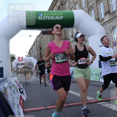 07.09.2025 - BARMER Alsterlauf Strokosch-Dieckow http://msf.ph/oto/8723549 07.09.2025 10:07:34 Ziel 2260, 2767, 3319, 3807, 3878, 3998, 4153, 4503, 4934, 5113, 5198, 5200, 5292, 5361, 5364, 5365, 6057, 6063, 6268, 6278, 8157, 8363 meine-sportfotos.de