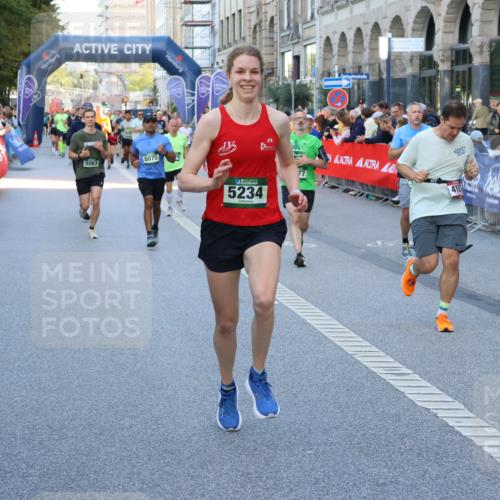 07.09.2025 - BARMER Alsterlauf Strokosch-Dieckow http://msf.ph/oto/8723556 07.09.2025 09:51:42 Ziel 2010, 2040, 2174, 2398, 2508, 2545, 2549, 2776, 3029, 3068, 3069, 3071, 3099, 3363, 3823, 3981, 4015, 4103, 4271, 4453, 4514, 4613, 4746, 4795, 5311, 5420, 5575, 5619, 5648, 6142, 6254, 6288, 8290, 8305, 8425 meine-sportfotos.de
