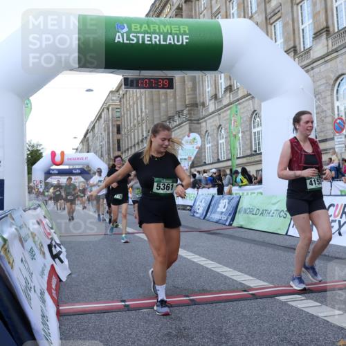 07.09.2025 - BARMER Alsterlauf Strokosch-Dieckow http://msf.ph/oto/8723557 07.09.2025 10:07:37 Ziel 2260, 2767, 2806, 3274, 3319, 3576, 3807, 3878, 4153, 4263, 4409, 5113, 5292, 5361, 5364, 5365, 6057, 6063, 8205, 8363 meine-sportfotos.de