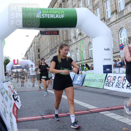 07.09.2025 - BARMER Alsterlauf Strokosch-Dieckow http://msf.ph/oto/8723558 07.09.2025 10:07:38 Ziel 2260, 2263, 2767, 2806, 2959, 3274, 3319, 3576, 3807, 3878, 4061, 4153, 4263, 4409, 4710, 4715, 5113, 5292, 5361, 5364, 5365, 6063, 8205, 8363 meine-sportfotos.de