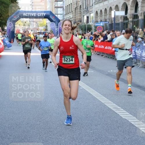 07.09.2025 - BARMER Alsterlauf Strokosch-Dieckow http://msf.ph/oto/8723563 07.09.2025 09:51:42 Ziel 2010, 2040, 2174, 2398, 2508, 2545, 2549, 2776, 3029, 3068, 3069, 3071, 3099, 3363, 3823, 3981, 4015, 4103, 4271, 4453, 4514, 4613, 4746, 4795, 5311, 5420, 5575, 5619, 5648, 6142, 6254, 6288, 8290, 8305, 8425 meine-sportfotos.de