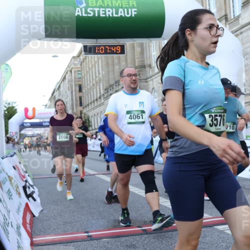 07.09.2025 - BARMER Alsterlauf Strokosch-Dieckow http://msf.ph/oto/8723579 07.09.2025 10:07:48 Ziel 2218, 2263, 2959, 3108, 3109, 3196, 3274, 3343, 3576, 3782, 3820, 4061, 4063, 4309, 4409, 4710, 4715, 4736, 4859, 4957, 5060, 6061 meine-sportfotos.de