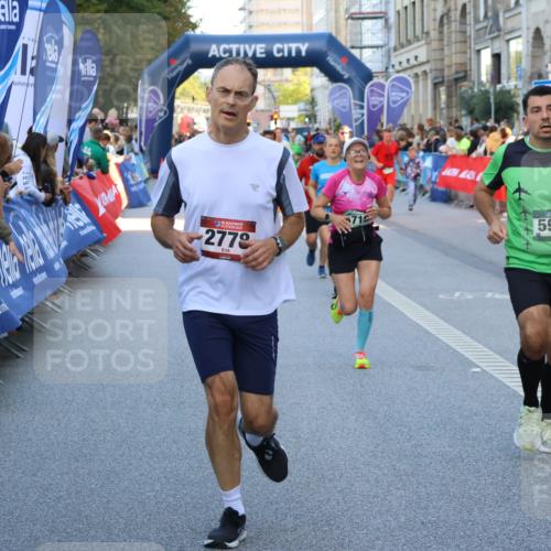 07.09.2025 - BARMER Alsterlauf Strokosch-Dieckow http://msf.ph/oto/8723583 07.09.2025 09:51:32 Ziel 2165, 2174, 2242, 2451, 2545, 2776, 2823, 2879, 3071, 3099, 3363, 3556, 3601, 3750, 3823, 3981, 4271, 4420, 4613, 4795, 4979, 5326, 5643, 5853, 5884, 5886, 5940, 5969, 6142, 6254 meine-sportfotos.de