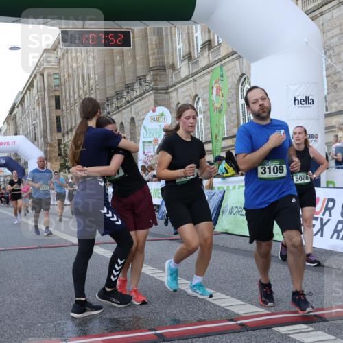 07.09.2025 - BARMER Alsterlauf Strokosch-Dieckow http://msf.ph/oto/8723587 07.09.2025 10:07:50 Ziel 2218, 2263, 2520, 2637, 2959, 3108, 3109, 3196, 3343, 3782, 3820, 4061, 4063, 4309, 4710, 4715, 4736, 4859, 4957, 5060, 5932, 6061 meine-sportfotos.de