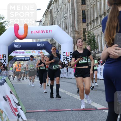 07.09.2025 - BARMER Alsterlauf Strokosch-Dieckow http://msf.ph/oto/8723592 07.09.2025 10:07:53 Ziel 2109, 2110, 2218, 2520, 2637, 2939, 3109, 3196, 3343, 3782, 3820, 4063, 4309, 4859, 4957, 5060, 5932, 6061 meine-sportfotos.de