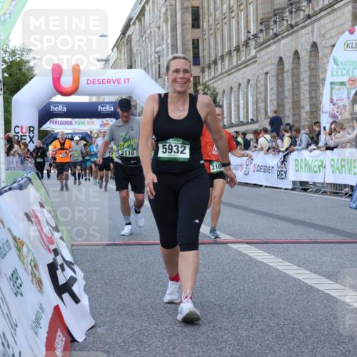 07.09.2025 - BARMER Alsterlauf Strokosch-Dieckow http://msf.ph/oto/8723597 07.09.2025 10:07:57 Ziel 2109, 2110, 2353, 2520, 2637, 2939, 3196, 3265, 3782, 3820, 4309, 5399, 5524, 5593, 5932, 8282 meine-sportfotos.de