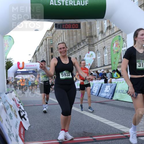 07.09.2025 - BARMER Alsterlauf Strokosch-Dieckow http://msf.ph/oto/8723599 07.09.2025 10:07:58 Ziel 2109, 2110, 2233, 2353, 2520, 2637, 2662, 2755, 2939, 3196, 3265, 3782, 3820, 3864, 4309, 5399, 5524, 5593, 5932, 8282 meine-sportfotos.de