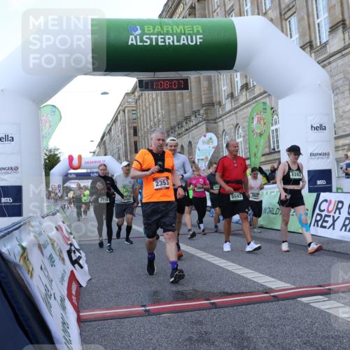 07.09.2025 - BARMER Alsterlauf Strokosch-Dieckow http://msf.ph/oto/8723614 07.09.2025 10:08:05 Ziel 2233, 2353, 2372, 2662, 2755, 2893, 2965, 3063, 3265, 3864, 3976, 4110, 4860, 5173, 5212, 5315, 5399, 5402, 5524, 5593, 5854, 5939, 6140, 6141, 8282 meine-sportfotos.de