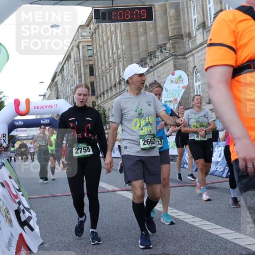 07.09.2025 - BARMER Alsterlauf Strokosch-Dieckow http://msf.ph/oto/8723618 07.09.2025 10:08:07 Ziel 2233, 2353, 2372, 2662, 2755, 2893, 2962, 2965, 3063, 3837, 3864, 3976, 4110, 4860, 5173, 5212, 5315, 5399, 5402, 5475, 5593, 5854, 5935, 5939, 6140, 6141, 6219, 6343, 8282 meine-sportfotos.de