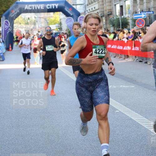 07.09.2025 - BARMER Alsterlauf Strokosch-Dieckow http://msf.ph/oto/8723647 07.09.2025 09:51:25 Ziel 2165, 2174, 2242, 2451, 2681, 2823, 2879, 3099, 3247, 3556, 3601, 3750, 4420, 4795, 4979, 5063, 5125, 5234, 5326, 5376, 5643, 5807, 5853, 5884, 5886, 5940, 5969, 6254, 8075, 8477 meine-sportfotos.de