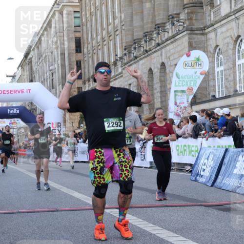 07.09.2025 - BARMER Alsterlauf Strokosch-Dieckow http://msf.ph/oto/8723652 07.09.2025 10:08:25 Ziel 2292, 3134, 3473, 3797, 3844, 4124, 4256, 4610, 5190, 5520, 6100, 8345 meine-sportfotos.de