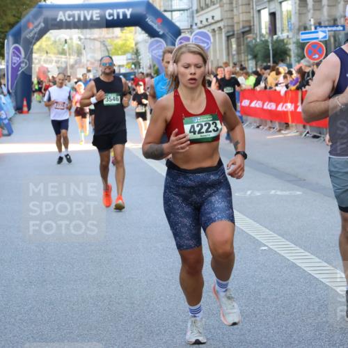 07.09.2025 - BARMER Alsterlauf Strokosch-Dieckow http://msf.ph/oto/8723653 07.09.2025 09:51:24 Ziel 2165, 2174, 2242, 2451, 2681, 2823, 2879, 3099, 3247, 3556, 3601, 3750, 4157, 4420, 4795, 4979, 5063, 5125, 5234, 5326, 5376, 5643, 5807, 5853, 5884, 5886, 5940, 5969, 6254, 8075, 8477 meine-sportfotos.de