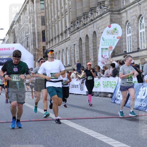 07.09.2025 - BARMER Alsterlauf Strokosch-Dieckow http://msf.ph/oto/8723665 07.09.2025 10:08:30 Ziel 2465, 3134, 3244, 3473, 3493, 3740, 3797, 3844, 4256, 5190, 5520, 5986, 6100, 6167, 8345 meine-sportfotos.de