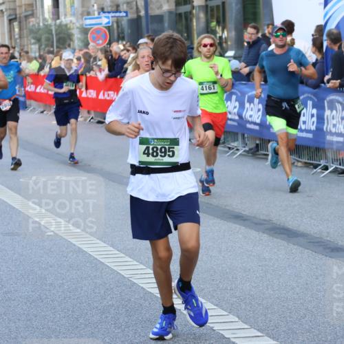 07.09.2025 - BARMER Alsterlauf Strokosch-Dieckow http://msf.ph/oto/8723692 07.09.2025 09:51:21 Ziel 2165, 2242, 2451, 2681, 2823, 2879, 3247, 3556, 3601, 3750, 4157, 4420, 4979, 5063, 5125, 5234, 5326, 5376, 5643, 5807, 5853, 5884, 5886, 5940, 5969, 8075, 8200, 8477 meine-sportfotos.de