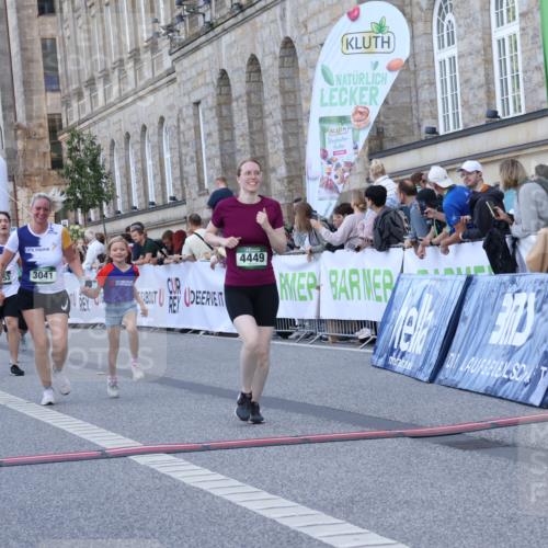 07.09.2025 - BARMER Alsterlauf Strokosch-Dieckow http://msf.ph/oto/8723693 07.09.2025 10:08:42 Ziel 2723, 3041, 3192, 3477, 4086, 4087, 4088, 4449, 5053, 5140, 5404, 5902, 5986, 6099, 8164, 8244 meine-sportfotos.de