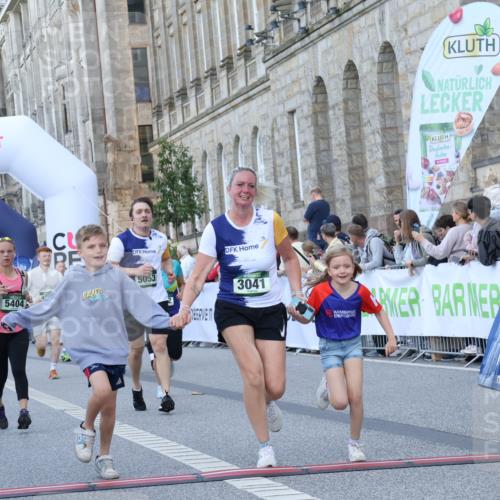 07.09.2025 - BARMER Alsterlauf Strokosch-Dieckow http://msf.ph/oto/8723696 07.09.2025 10:08:44 Ziel 2723, 3041, 3192, 3234, 3477, 4086, 4087, 4088, 4449, 4450, 5053, 5139, 5404, 5902, 6210, 8164, 8244 meine-sportfotos.de