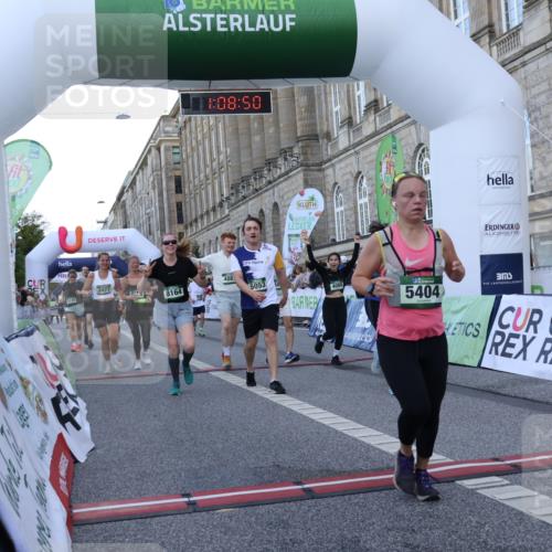 07.09.2025 - BARMER Alsterlauf Strokosch-Dieckow http://msf.ph/oto/8723706 07.09.2025 10:08:48 Ziel 2360, 2782, 3041, 3234, 3477, 3550, 4086, 4087, 4088, 4449, 4450, 4506, 5053, 5139, 5310, 5336, 5404, 5902, 6210, 8164, 8244 meine-sportfotos.de
