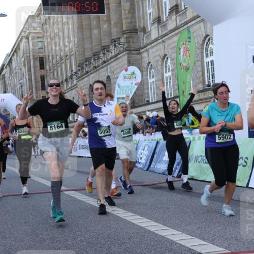 07.09.2025 - BARMER Alsterlauf Strokosch-Dieckow http://msf.ph/oto/8723708 07.09.2025 10:08:48 Ziel 2360, 2782, 3041, 3234, 3477, 3550, 4086, 4087, 4088, 4449, 4450, 4506, 5053, 5139, 5310, 5336, 5404, 5902, 6210, 8164, 8244 meine-sportfotos.de