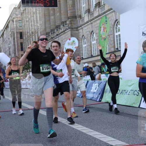 07.09.2025 - BARMER Alsterlauf Strokosch-Dieckow http://msf.ph/oto/8723709 07.09.2025 10:08:49 Ziel 2360, 2782, 2933, 3041, 3234, 3477, 3550, 4086, 4087, 4088, 4450, 4506, 5053, 5139, 5310, 5336, 5404, 5902, 6210, 8164, 8244 meine-sportfotos.de