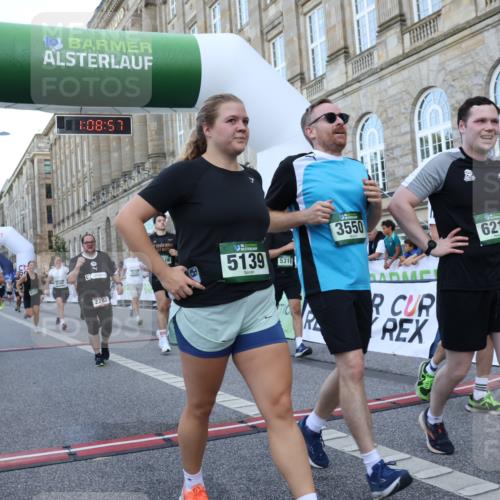 07.09.2025 - BARMER Alsterlauf Strokosch-Dieckow http://msf.ph/oto/8723724 07.09.2025 10:08:56 Ziel 2360, 2782, 2828, 2933, 3234, 3285, 3408, 3550, 3902, 4332, 4450, 4506, 4778, 5139, 5287, 5310, 5336, 6210, 8169, 8171, 8253 meine-sportfotos.de