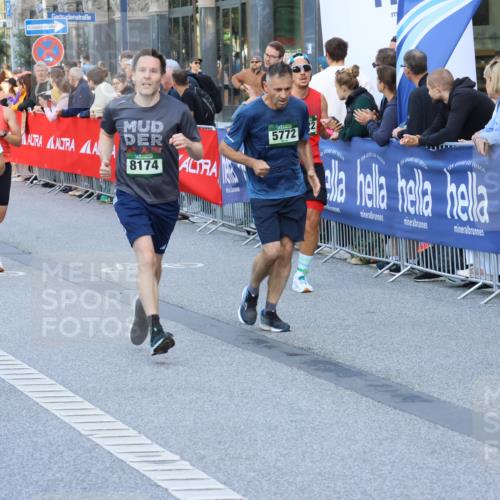 07.09.2025 - BARMER Alsterlauf Strokosch-Dieckow http://msf.ph/oto/8723753 07.09.2025 09:51:12 Ziel 2025, 2416, 2681, 3247, 3538, 4157, 4173, 4944, 5063, 5125, 5179, 5234, 5376, 5710, 5715, 5807, 5858, 5921, 8075, 8200, 8292, 8477 meine-sportfotos.de