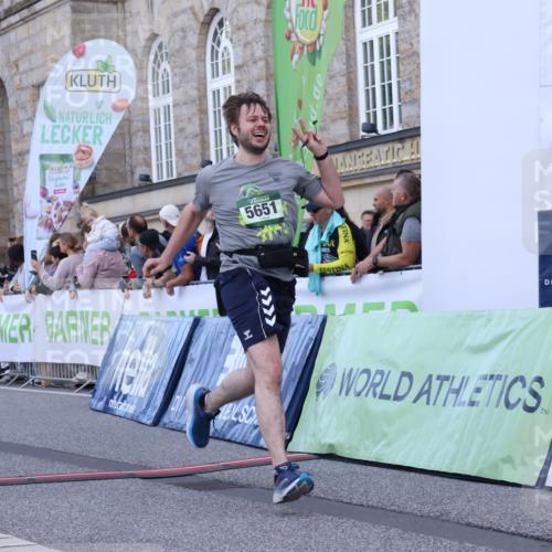 07.09.2025 - BARMER Alsterlauf Strokosch-Dieckow http://msf.ph/oto/8723758 07.09.2025 10:09:13 Ziel 2479, 2480, 2591, 2654, 2657, 3130, 3784, 3883, 5244, 5251, 5272, 5369, 5536, 5651, 5746, 8187 meine-sportfotos.de