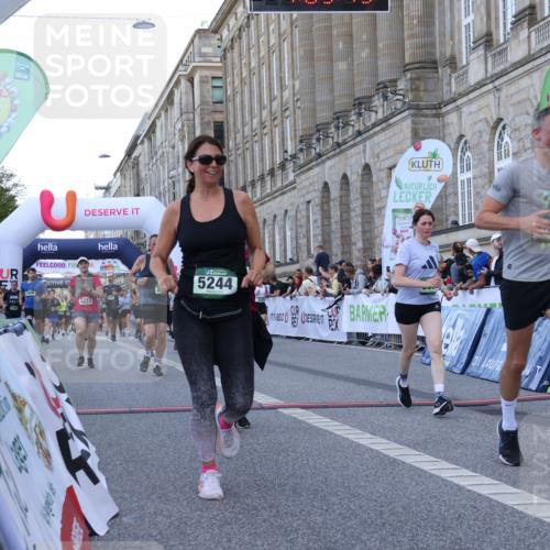 07.09.2025 - BARMER Alsterlauf Strokosch-Dieckow http://msf.ph/oto/8723761 07.09.2025 10:09:14 Ziel 2479, 2480, 2591, 2654, 2657, 3130, 3202, 3203, 3784, 3883, 5244, 5251, 5272, 5369, 5536, 5601, 5651, 5746, 8187 meine-sportfotos.de