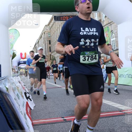 07.09.2025 - BARMER Alsterlauf Strokosch-Dieckow http://msf.ph/oto/8723790 07.09.2025 10:09:22 Ziel 2367, 2479, 2480, 2657, 3130, 3202, 3203, 3224, 3637, 3784, 3883, 3900, 4057, 4084, 4348, 4458, 4568, 4803, 5089, 5272, 5369, 5600, 5601, 5746, 6033, 6046, 6090, 6092, 8109 meine-sportfotos.de