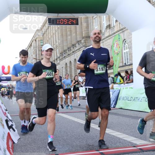 07.09.2025 - BARMER Alsterlauf Strokosch-Dieckow http://msf.ph/oto/8723793 07.09.2025 10:09:23 Ziel 2367, 2479, 2480, 2657, 3130, 3201, 3202, 3203, 3224, 3637, 3784, 3883, 3900, 4057, 4084, 4348, 4458, 4568, 4803, 5089, 5369, 5600, 5601, 5883, 6033, 6046, 6090, 6092, 8109 meine-sportfotos.de